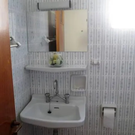 Ermis 酒店 卢特拉伊帕蒂斯