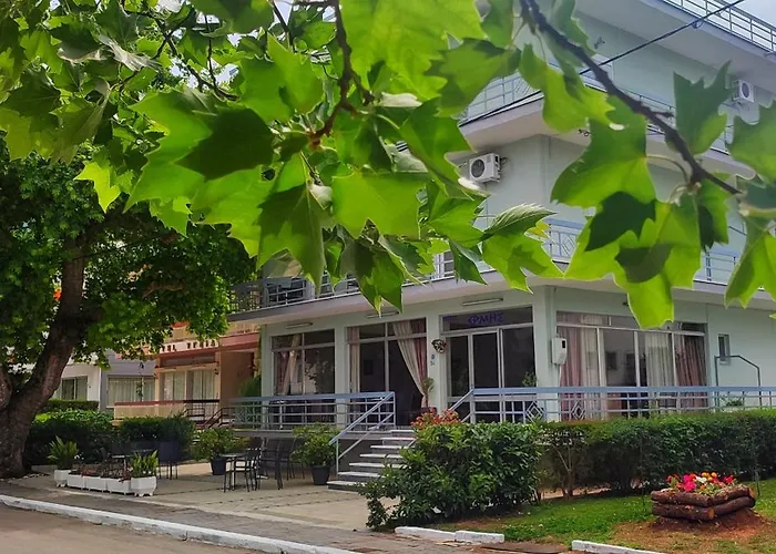 Ermis Λουτρά Υπάτης