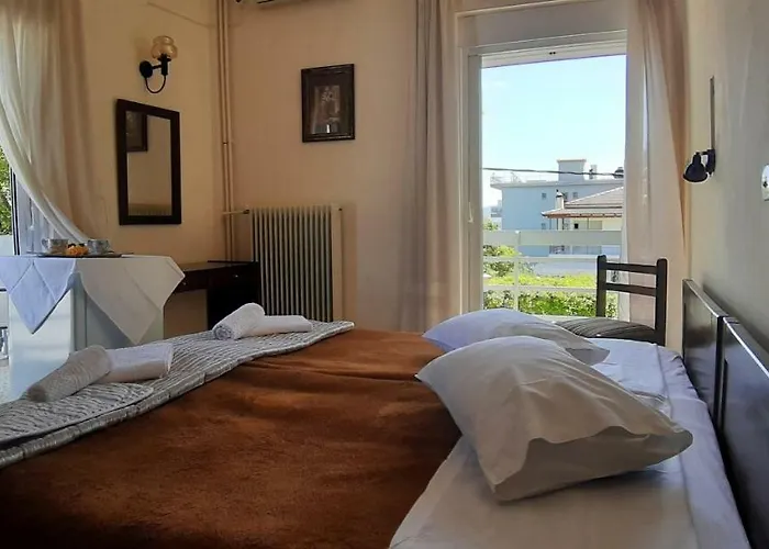 Ξενοδοχείο Ermis Λουτρά Υπάτης